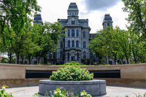 Rob Light is a member of SU’s Board of Trustees and a graduate of the Class of 1978.
