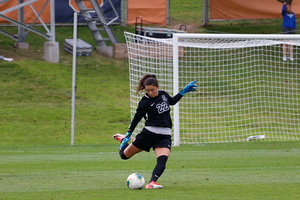 Lysianne Proulx was unable to make a last-minute save on a penalty against Louisville. The Orange lost 2-1. 