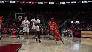 Syracuse continued to cough up the ball and foul in key moments in its fourth straight loss.