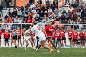 Kate Mashewske set Syracuse's single-game record for draws as the Orange defeated Stony Brook 15-10.